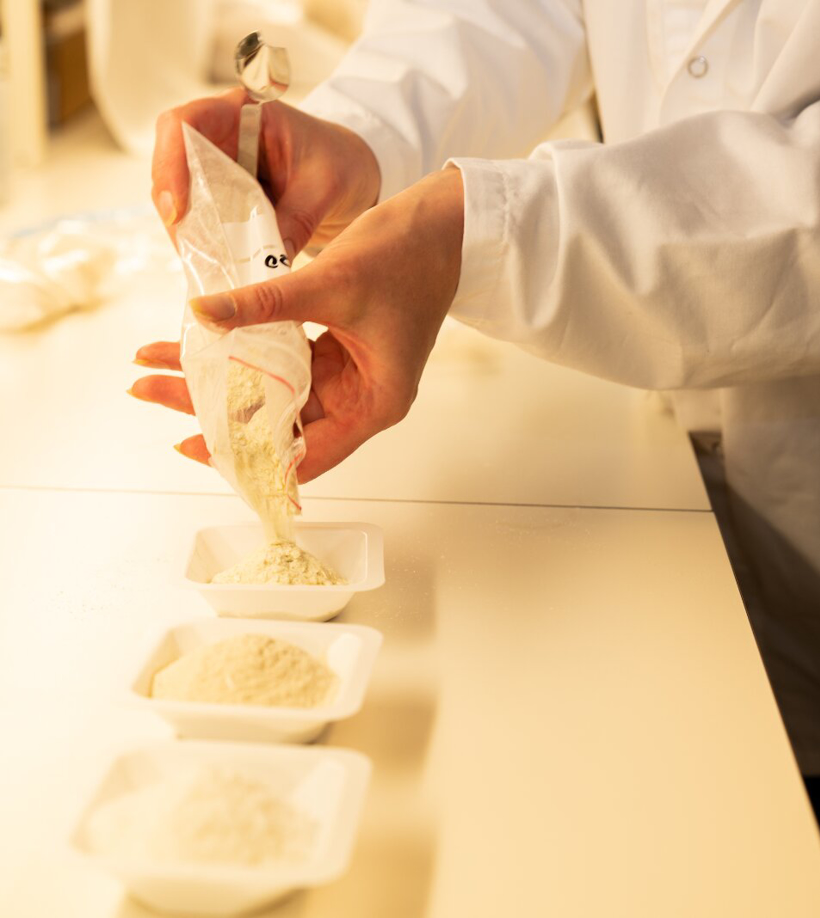 黑科技,前瞻技术,三文鱼汽车,三文鱼阻燃材料,汽车阻燃材料