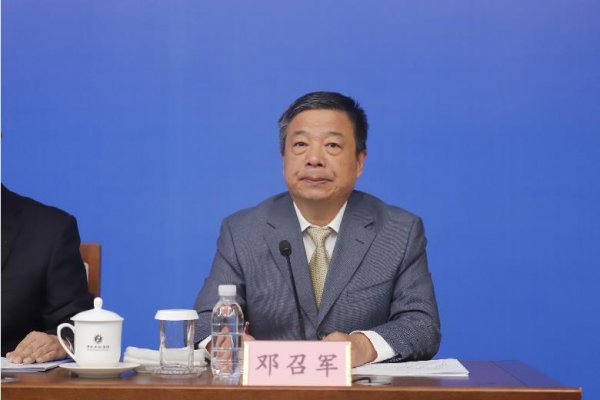 省能源局副局长、二级巡视员邓召军 省能源局副局长、二级巡视员邓召军