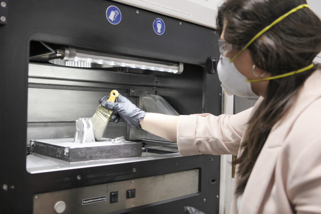 能源服务供应商Hunting出资500万美元收购3D打印服务商27%股权 能源服务供应商Hunting出资500万美元收购3D打印服务商27%股权