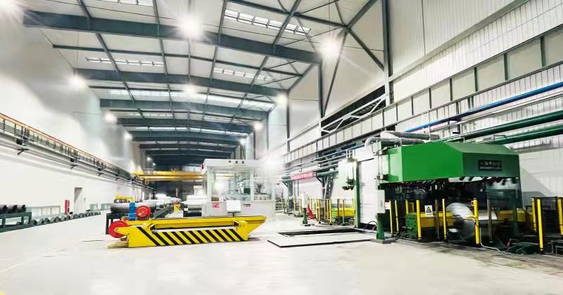 南山铝业动力电池箔扩产 加速布局新能源车用材料 南山铝业动力电池箔扩产 加速布局新能源车用材料