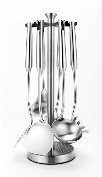 用抗菌不锈钢制成的餐具受访者供图 用抗菌不锈钢制成的餐具受访者供图