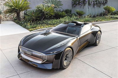 奥迪Skysphere概念车的座椅采用可持续生产的超细纤维织物、经过环保认证的桉木和人造皮革制成 奥迪Skysphere概念车的座椅采用可持续生产的超细纤维织物、经过环保认证的桉木和人造皮革制成