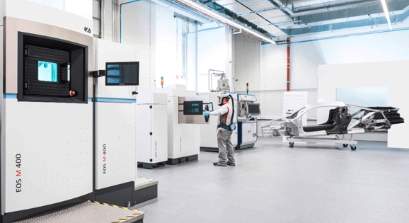 位于德国英戈尔施塔特的奥迪金属3D打印中心的EOS M 400金属AM机器 位于德国英戈尔施塔特的奥迪金属3D打印中心的EOS M 400金属AM机器