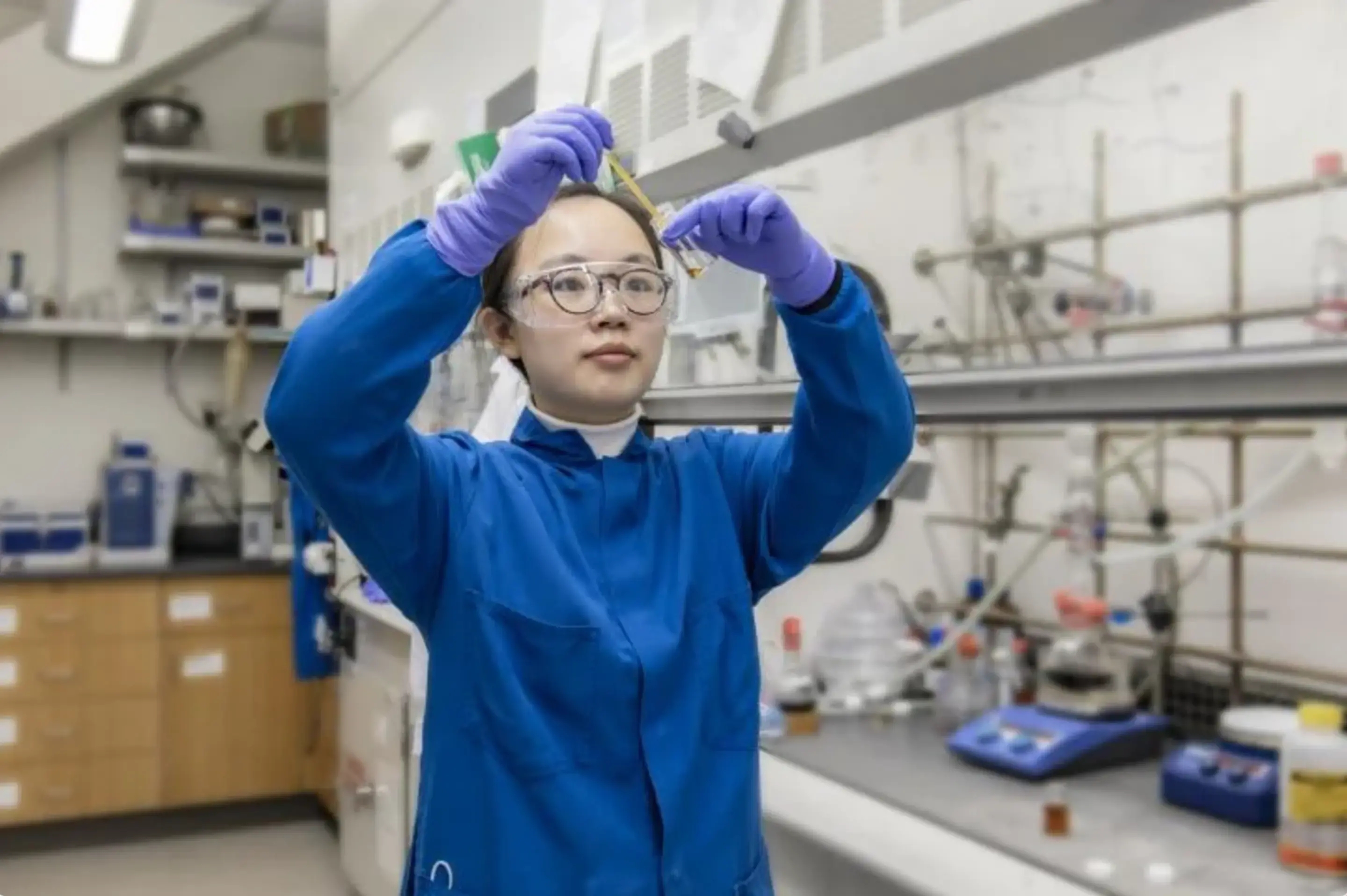 斯坦福大学研究人员运用高盐电解质设计出防燃电池 斯坦福大学研究人员运用高盐电解质设计出防燃电池