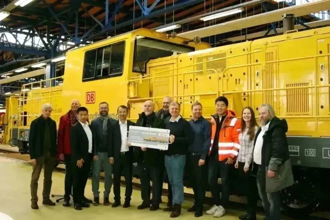 亮克威泽助力DB柏林混合动力机车顺利交付 亮克威泽助力DB柏林混合动力机车顺利交付