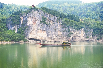 1676336700540308.jpg 加强排污口监管,把好“最后一关”.jpg